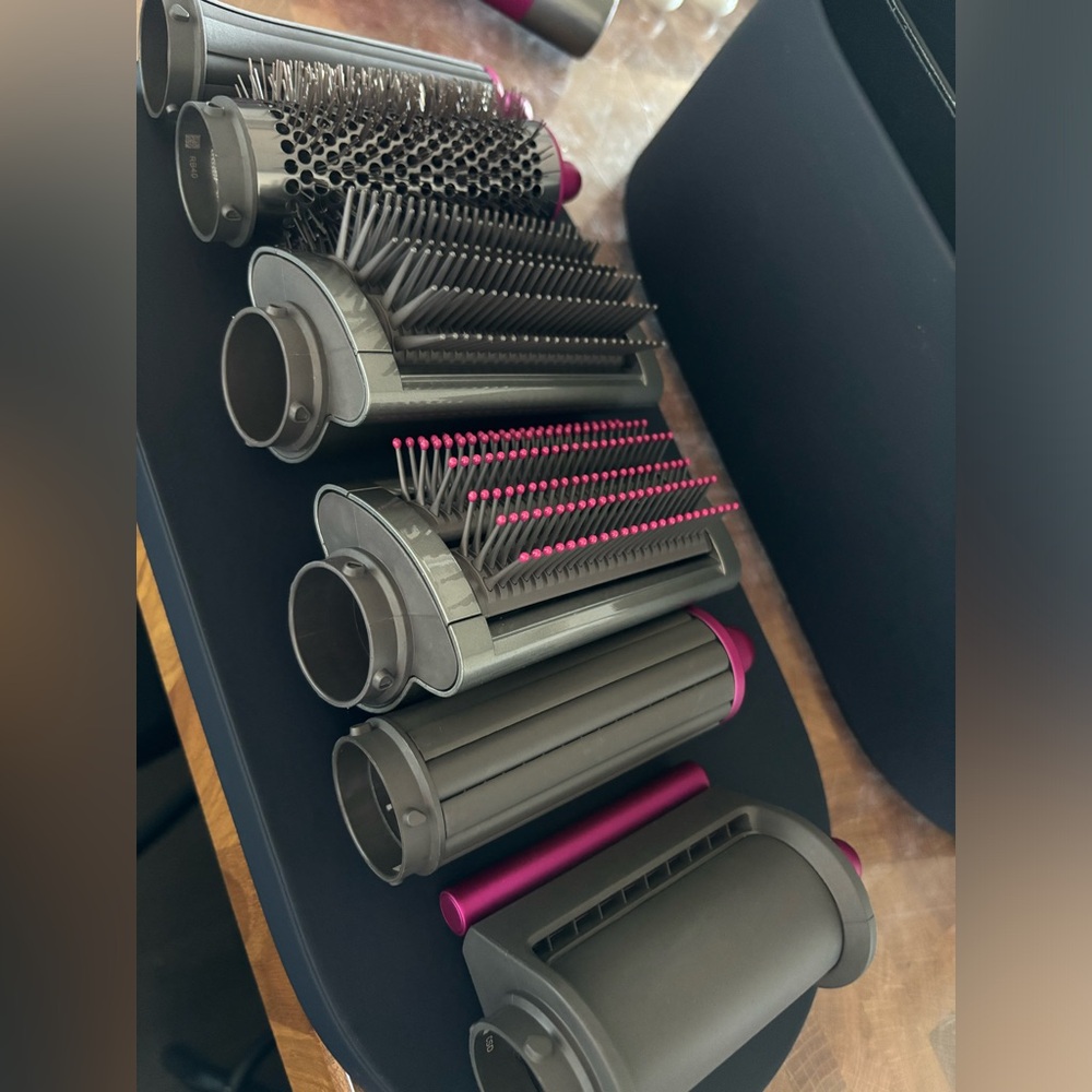 Dyson airwrap accessories - new with box